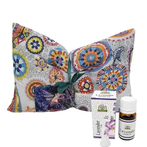 Pack de bienestar natural con aceite esencial de lavanda y saquito térmico grande de semillas de 28x20 cm con lazo verde decorativo, de la tienda Mercachip.